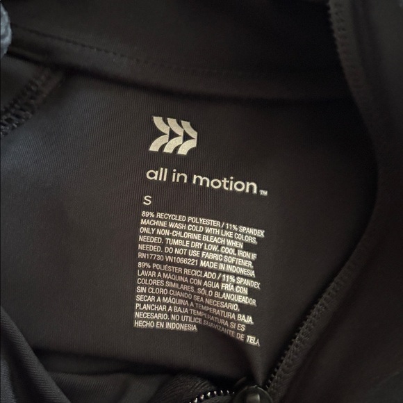 All in Motion 1/2 Zip sweaters - Picture 3 of 4